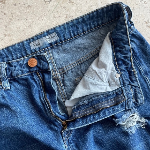 YMI Women's Distressed Medium Wash Blue Jeans, Size 29 (Juniors) - Picture 5 of 9